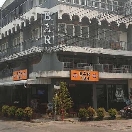 Bar 184 Party Hostel (Adults Only) Chiang Rai Luaran gambar