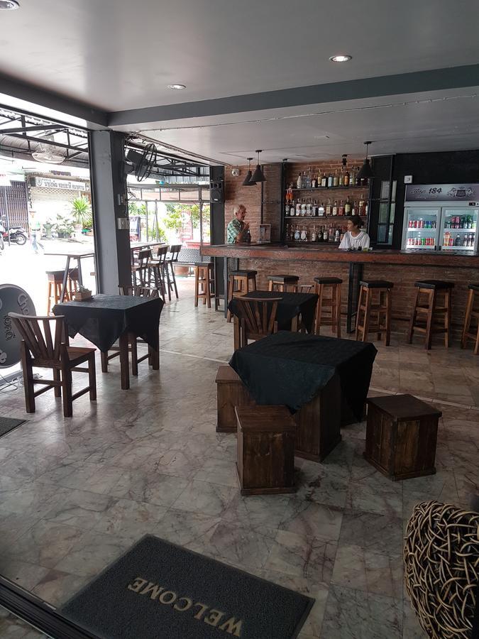 Bar 184 Party Hostel (Adults Only) Chiang Rai Luaran gambar