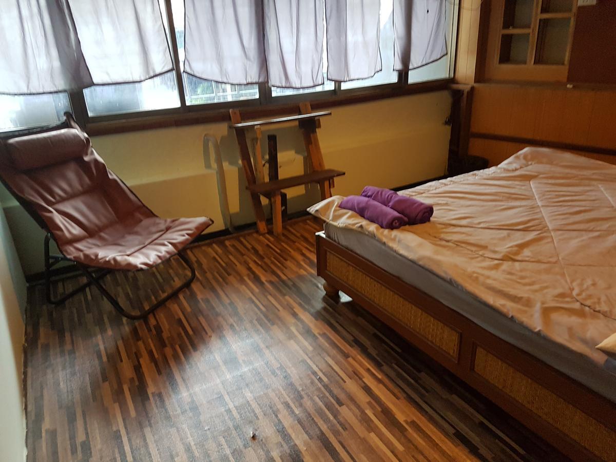 Bar 184 Party Hostel (Adults Only) Chiang Rai Luaran gambar