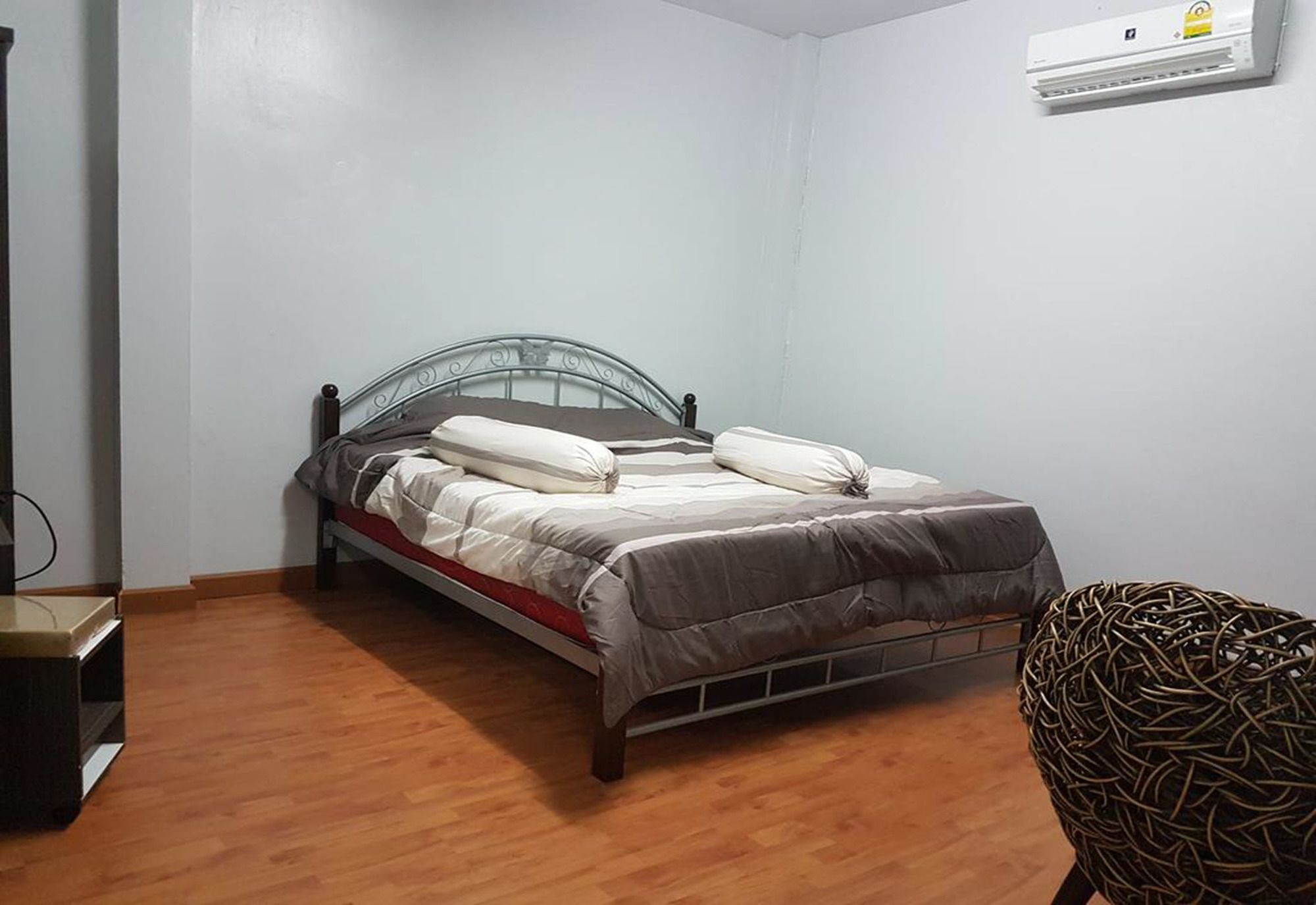 Bar 184 Party Hostel (Adults Only) Chiang Rai Luaran gambar